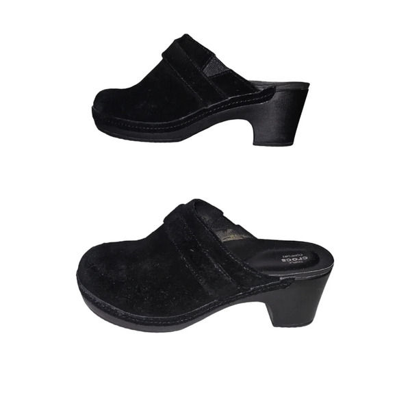 Crocs Women's Sarah Black Suede Clogs Size 7 - Picture 3 of 7